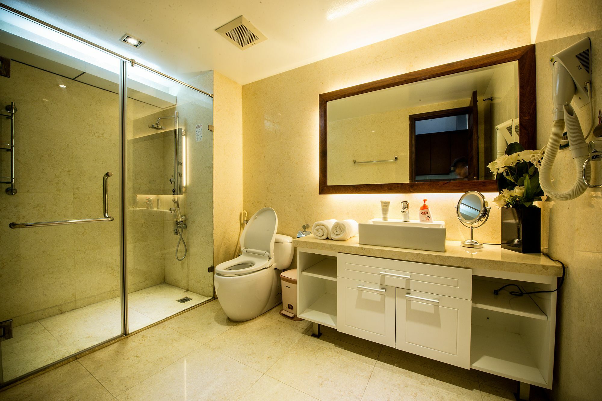 New Gate Apartment Hanoi Exterior foto